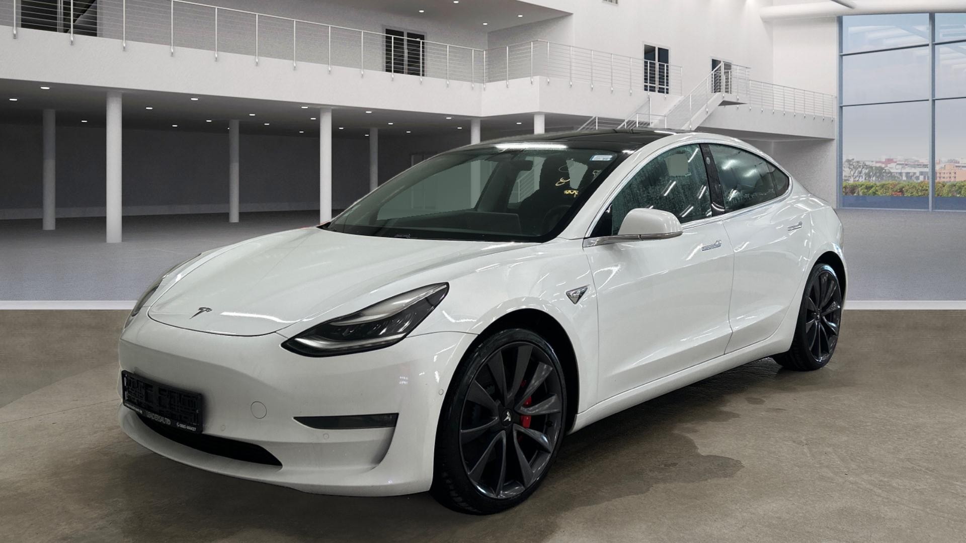 Tesla Model 3 PERFORMANCE DUAL MOTOR AWD 